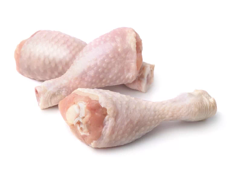 surowe udka w kurczaka